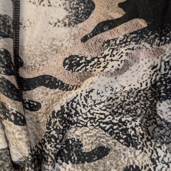 Camouflage Leggings - Picture 6 of 8